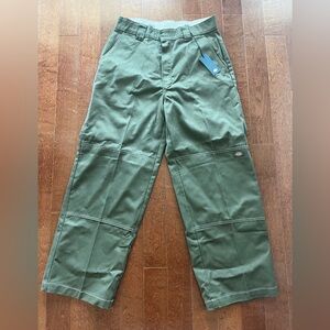 Dickies women’s duck pants, green with white stitching detail